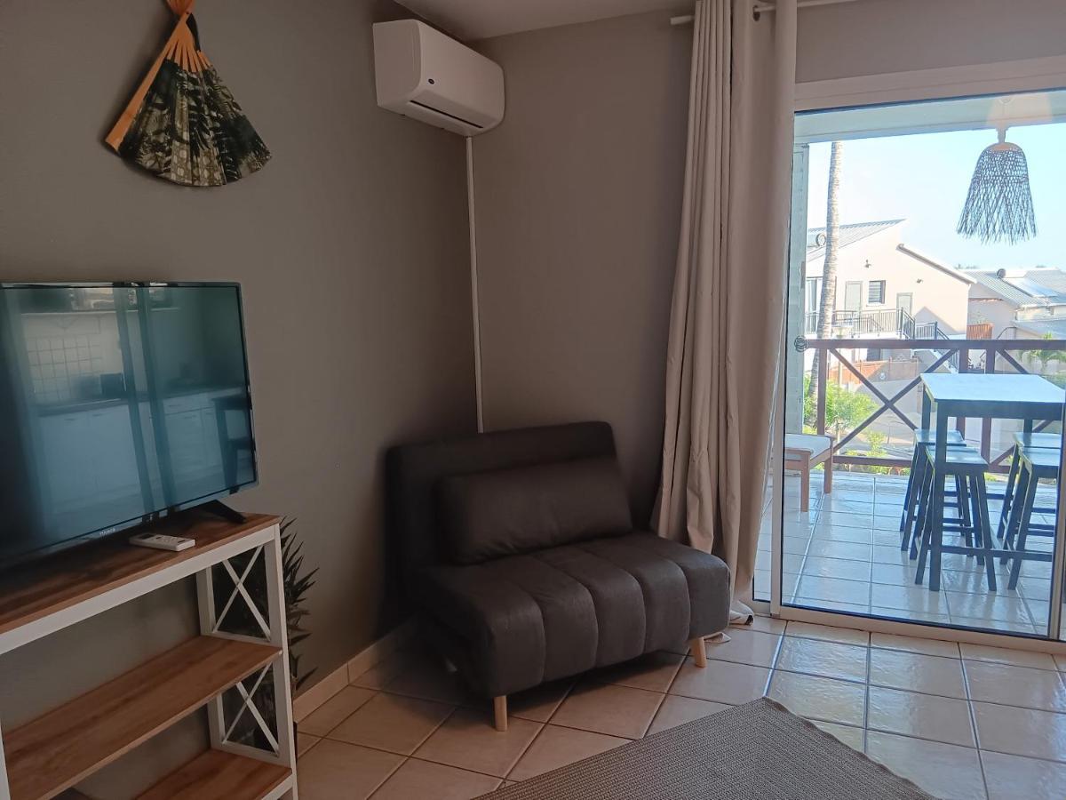 Le Tamarin Bleu - Studio A 300 M De La Plage Ла-Салин-ле-Бен Экстерьер фото
